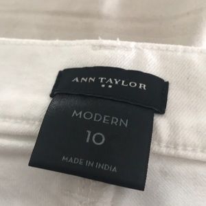 Ann Taylor Ankle length skinny jeans